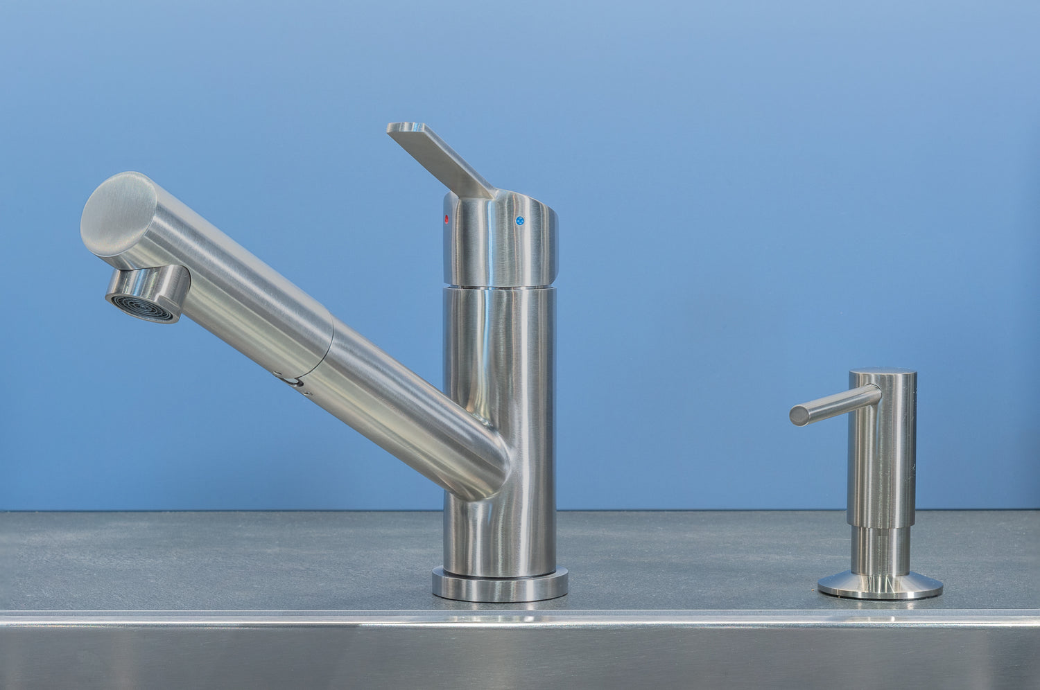 Keukenkraan RVS Mizzo Design Patro - Keukenkraan met Uittrekbare Uitloop - Keukenkraan met Sproeikop