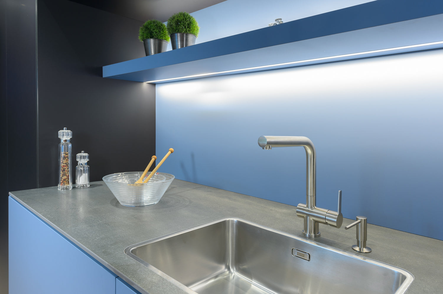 RVS Keukenkraan Mizzo Arlori - Keukenkraan Roestvrij Staal - Mengkraan Keuken Hoge Uitloop